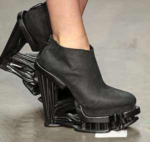 Chris-van-den-Elzen-Judith-van-Vleit-3D-Shoes-black